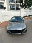 Hyundai Elantra 2023 Silver - 2