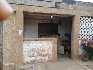 Furnished 1 Bedroom Room & Parlour, Main Station, Accra