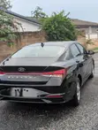 Hyundai Elantra 2021 Black - 3