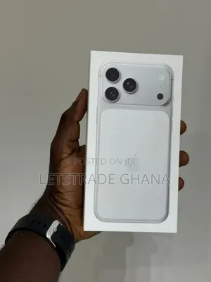 New Apple iPhone 17 Pro Max 256GB Silver