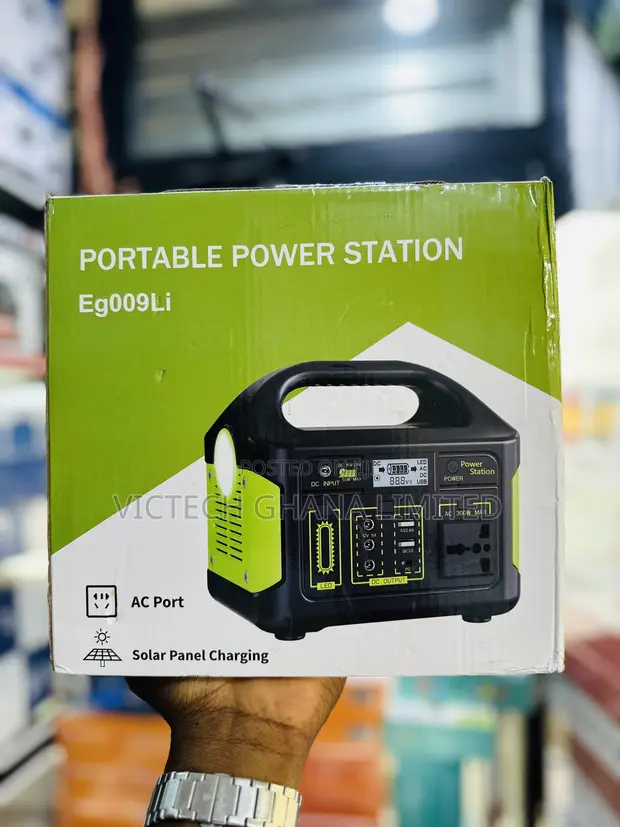 Eg009Li 300W Portable Power Station with Solar Panel - 1