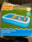 Bestway Family Pool (305cm x 183cm x 56cm) - 1