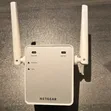 NetGear Wi-Fi Range Extender EX2700 - 4