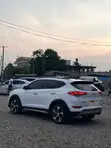 Hyundai Tucson Limited AWD 2019 White - 3
