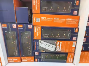 FSUDZ 2500W Multi-Function Power Strip