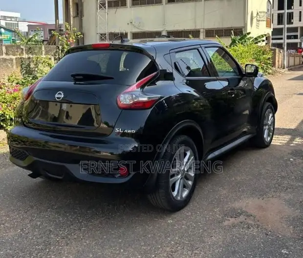 Nissan Juke 2016 Black - 1