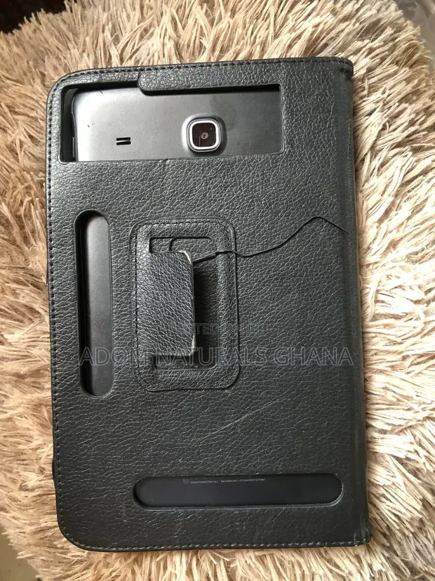 Samsung Galaxy Tab A SM-T285 16GB Black - 1