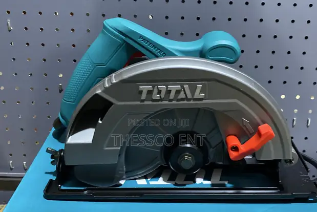 Total Circular Saw 1200W - 1