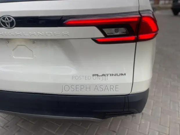 2024 Toyota Grand Highlander Platinum AWD - 1