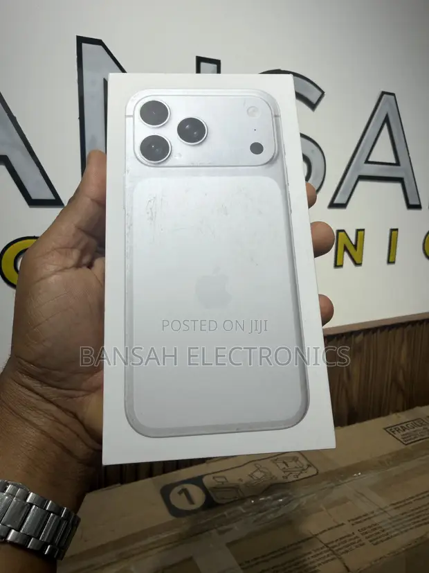 New Apple iPhone 17 Pro Max 256GB White - 1