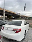2014 Toyota Camry SE Sedan - 3