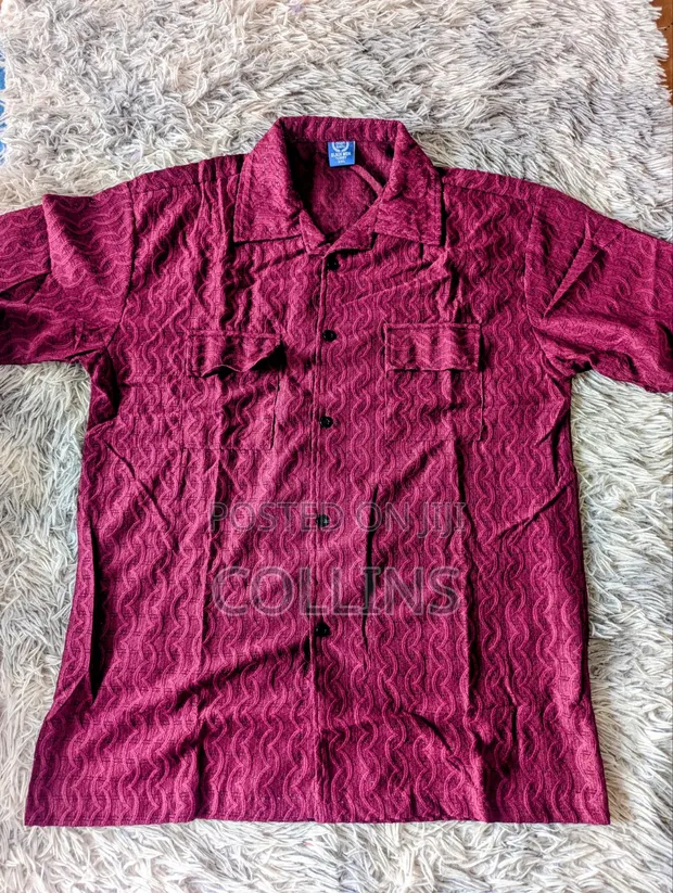 Men's Burgundy Textured Short-Sleeve Shirt - 1
