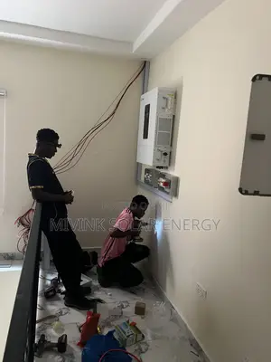 SRNE 16kW Solar Hybrid Inverter (3 Phase)