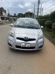 Toyota Vitz 1.0 FWD 5dr 2010 Silver - 1