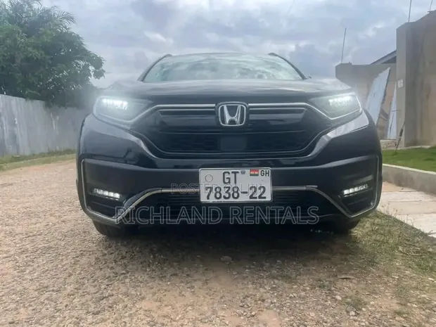 Honda CR-V AWD Rental - 1