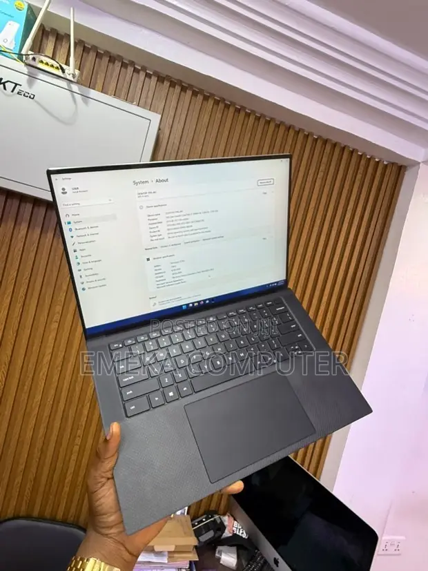 Dell XPS 15 9510 Laptop - 32GB RAM, i7, RTX 3050 Ti - 1