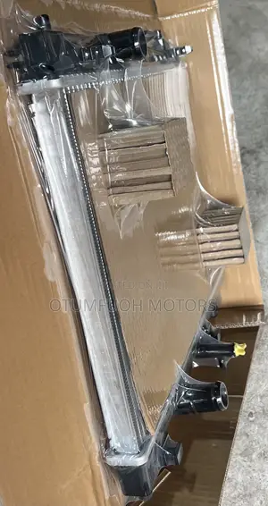 Toyota Vitz Radiator Water Tank (2008-2011)