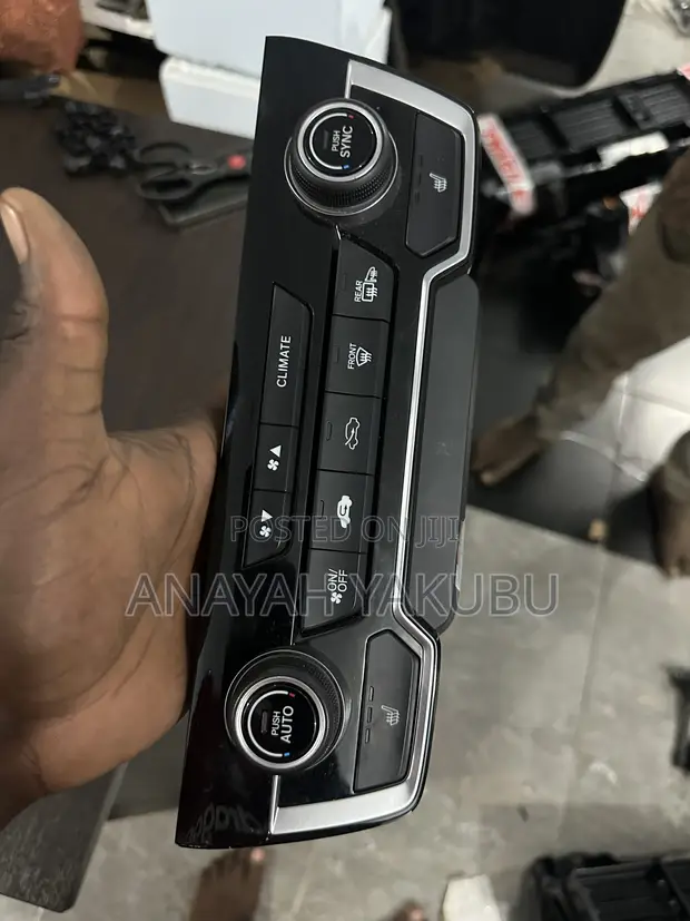2017-21 Honda CR-V AC Controls - 1