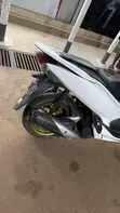 Honda PCX 125 2023 White - 3