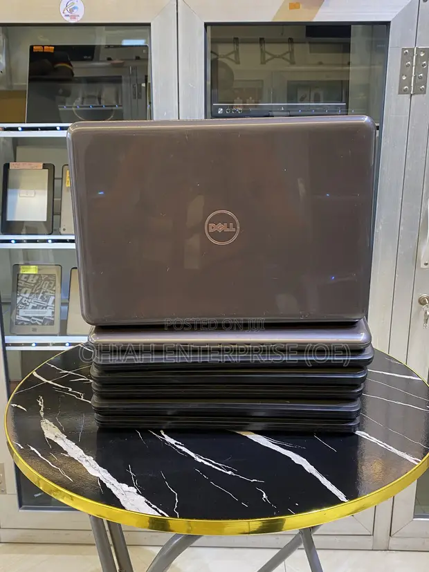 Dell Latitude 3380 Laptop - 1
