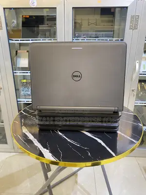 Dell Latitude 3340 Laptop