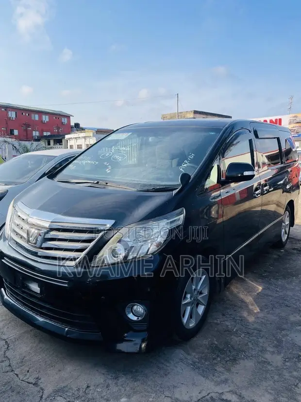 Toyota Alphard 2.4 Petrol FWD 2013 Black - 1