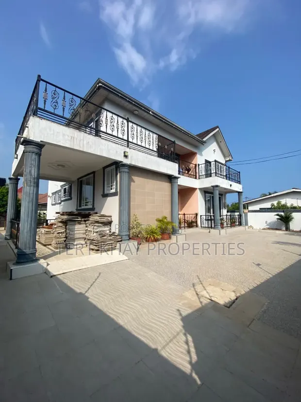 Furnished 6-Bedroom Mansion for Sale in Krokrobitey, Ga South - 1
