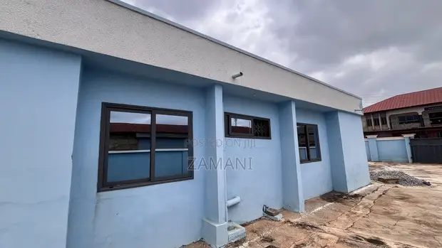 Furnished 1-Bedroom Apartment in Bohyen Ahenebronum, Kumasi - 1