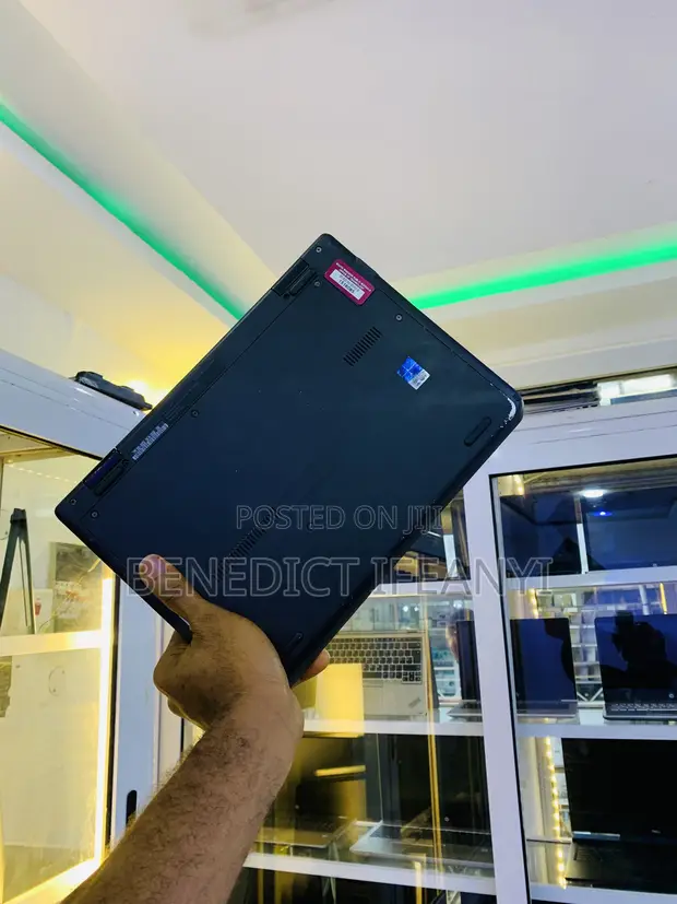 Lenovo ThinkPad 11e Laptop - 4GB RAM, 128GB SSD - 1