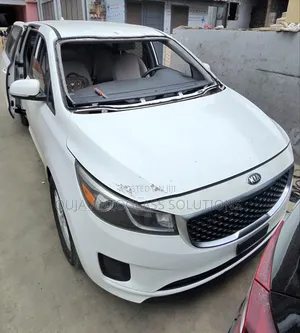 2018 Kia Sedona Windscreen