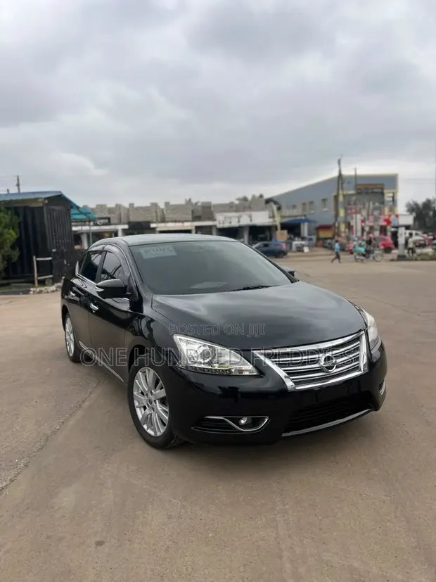 Nissan Sentra 2016 Black - 1