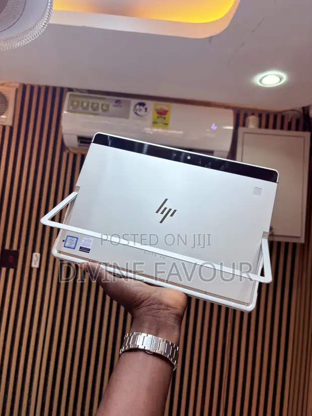 HP Elite x2 1012 G2 Laptop - Core i5, 16GB RAM, 256GB SSD - 1
