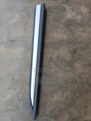 Mitsubishi Outlander Front Door Moulding (2016-2020)