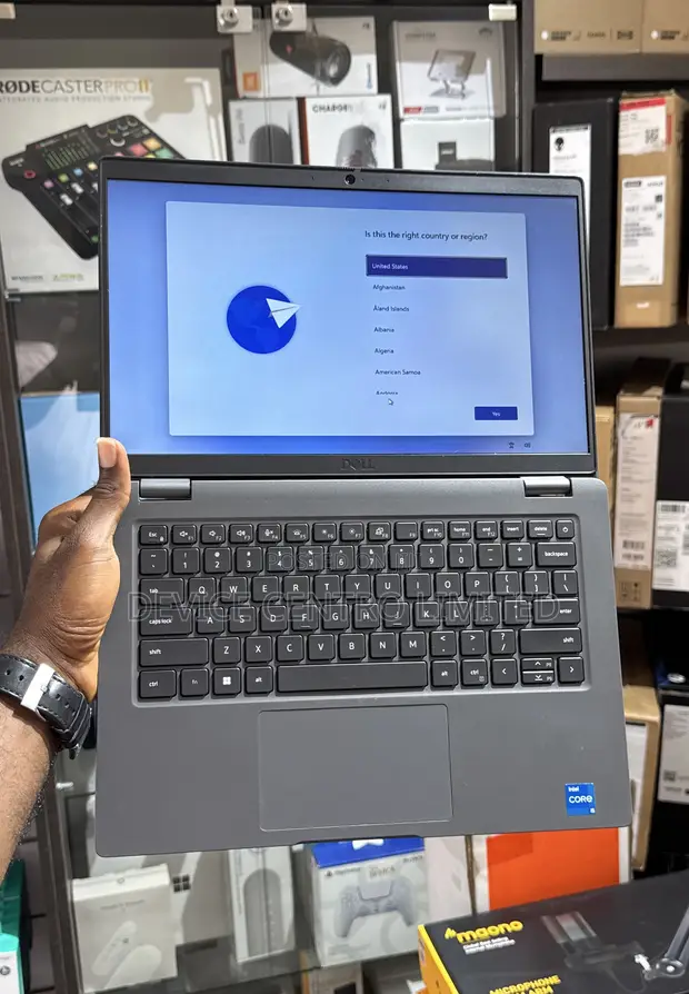 Dell Latitude 3440 Laptop - 16GB RAM, 256GB SSD - 1