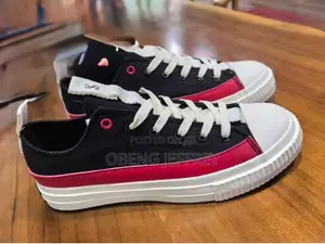Original Converse Chuck 70 Low Top Sneakers
