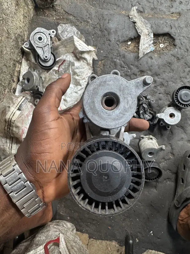 Toyota Aygo Fan Belt Tensioner - 1