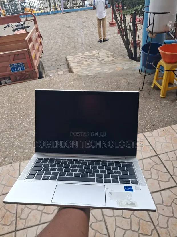 HP EliteBook 830 G8 Laptop - 14" Touchscreen - 1