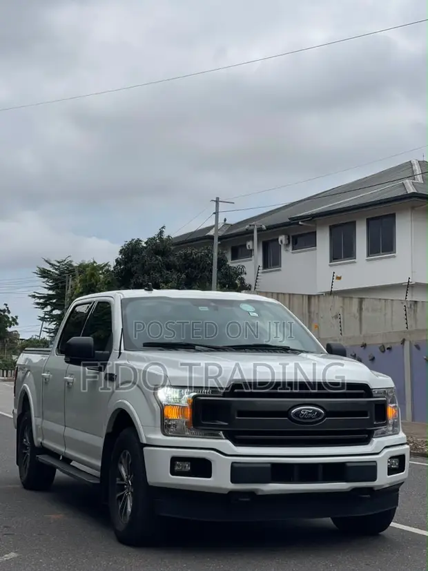 2019 Ford F-150 XLT 4x4 Pickup - 1