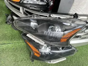 Nissan Altima Headlights (2013-2015)