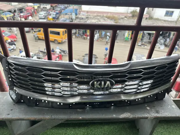 2018-2020 Kia Telluride Front Grille - 1