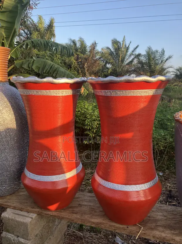 Brand New Clay & Ceramic Flower Pots - 1