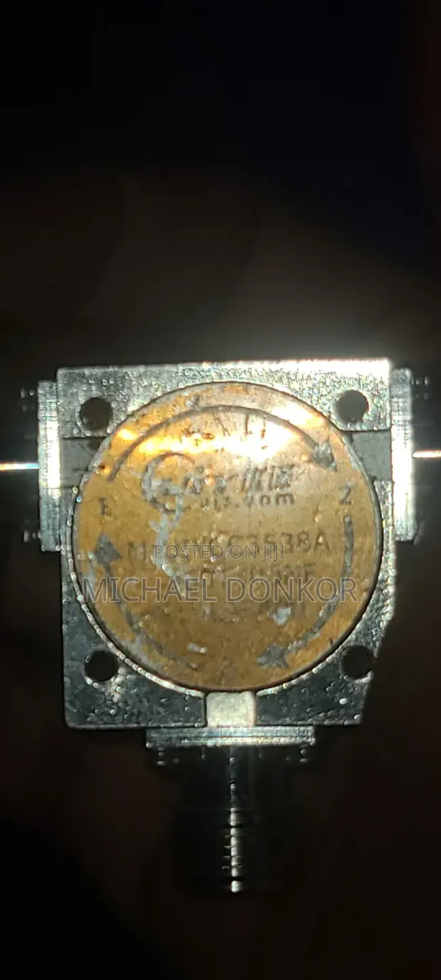 Curtis N Connector 2-Way Power Divider - 1