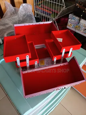 Luxury Makeup Organizer Box - Portable Cosmetic Case