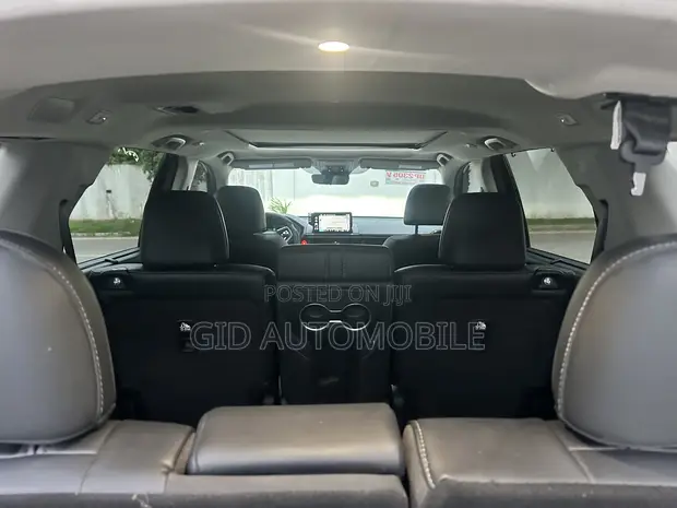 Honda Pilot Touring AWD 2025 - Black - 1