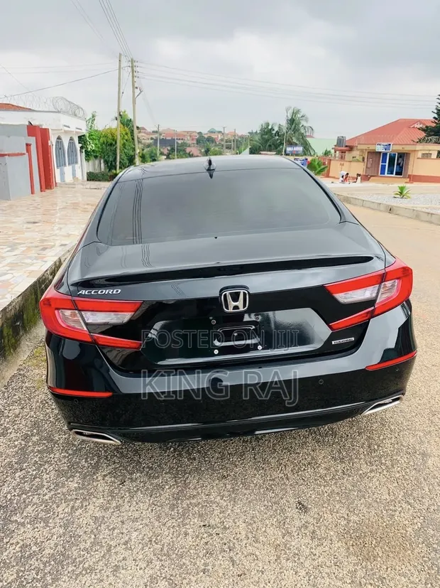Honda Accord Touring 2018 Black - 1