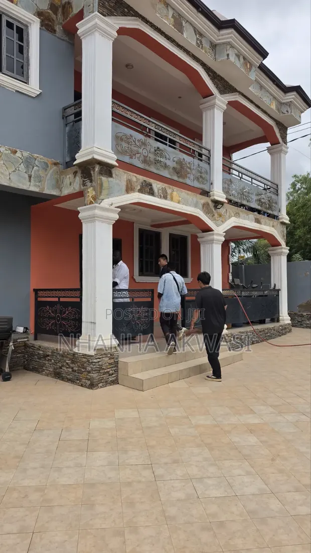 5-Bedroom Executive House for Rent in Spintex Costa, Sakumono - 1