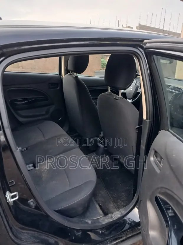 2018 Mitsubishi Mirage Black - 1