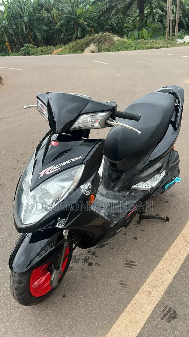 Kymco 2010 Black Sport Scooter - 1