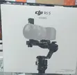 DJI Ronin RS 3 Combo Gimbal - 1