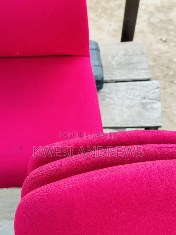 Material Chairs (Used) - 1